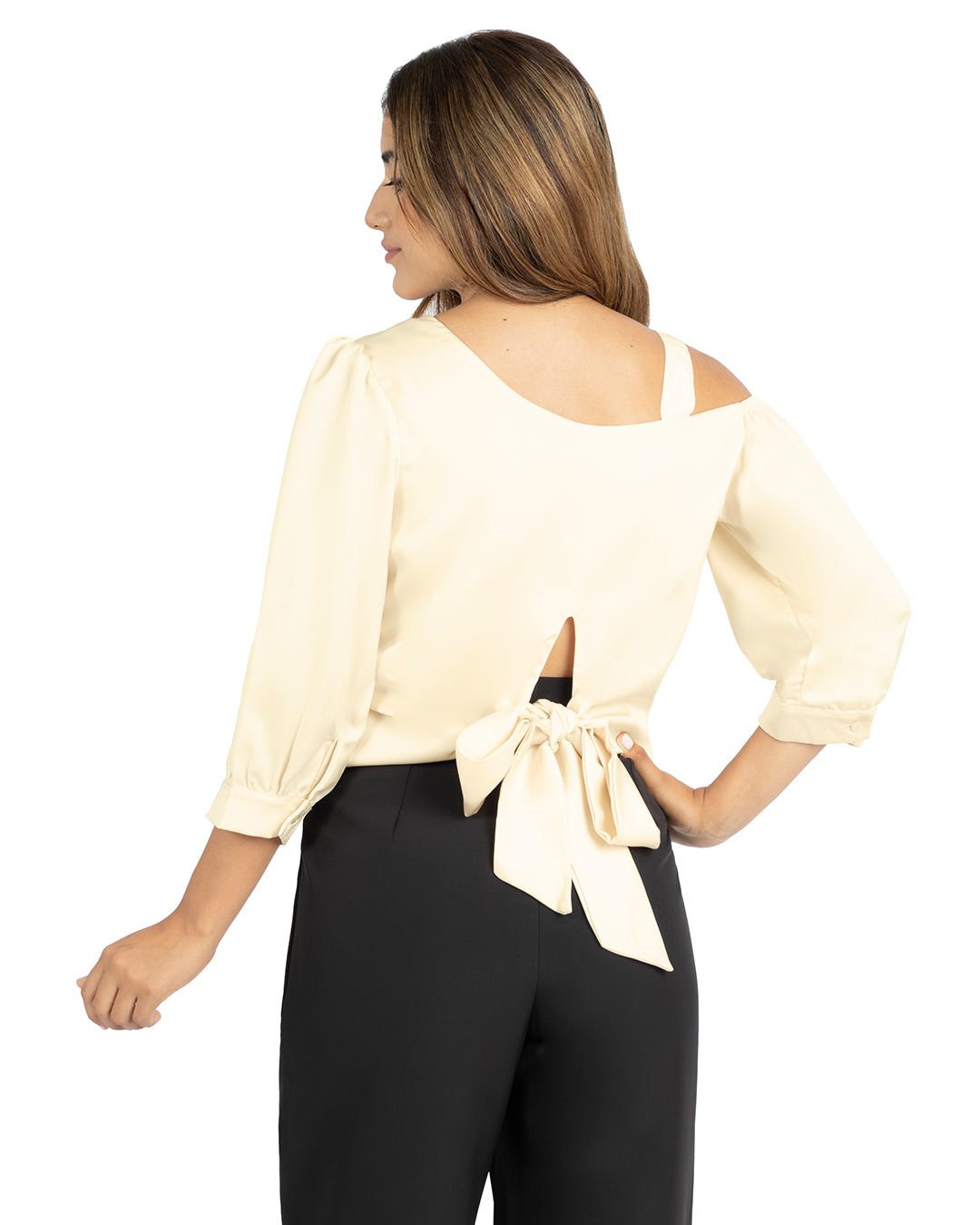 Blusa en Satín Miriam Beige