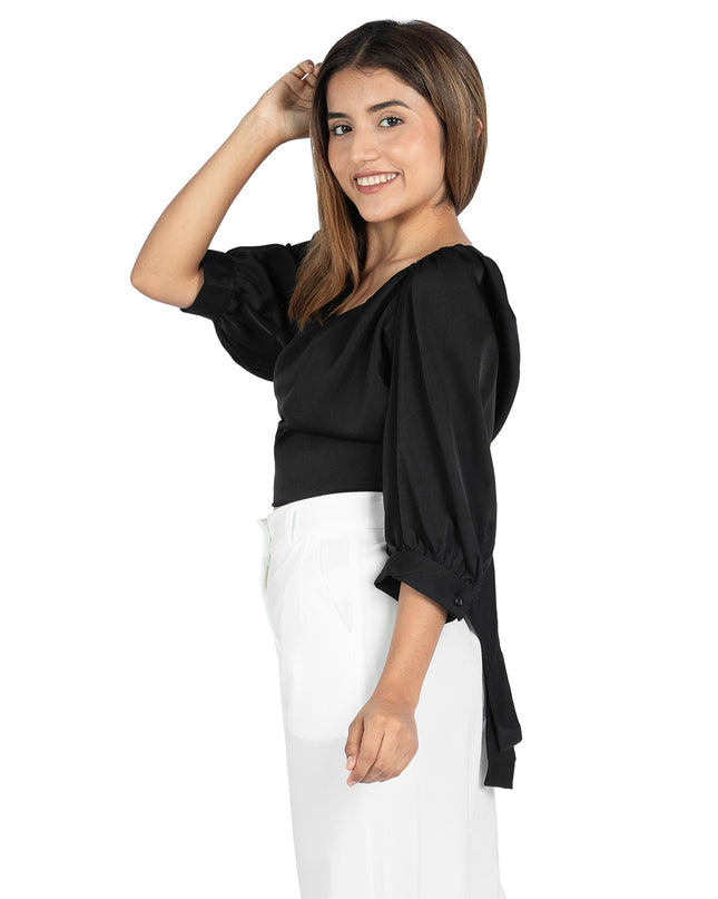 Blusa en Satín Thalia Negro