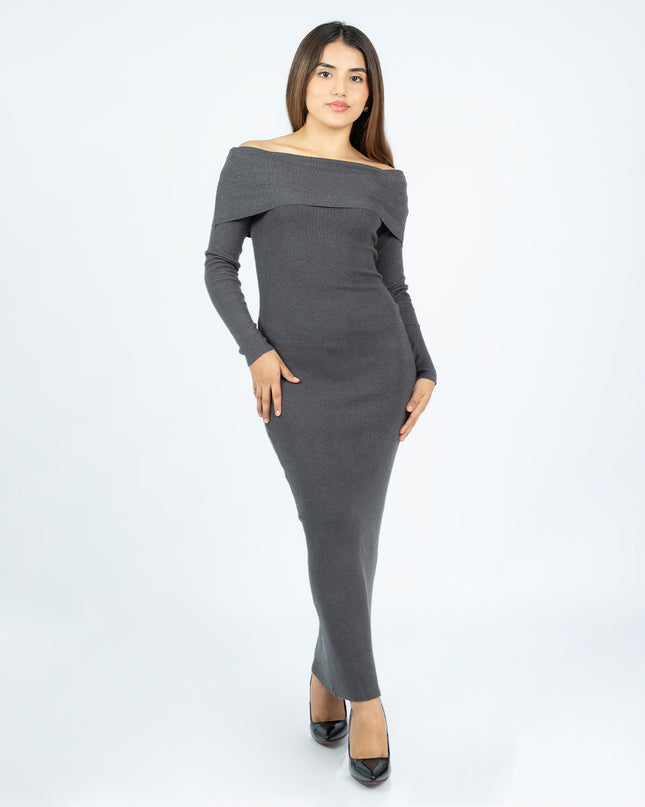 Vestido Off Shoulder de Hilo Gris