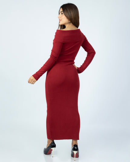 Vestido Off Shoulder de Hilo Guinda
