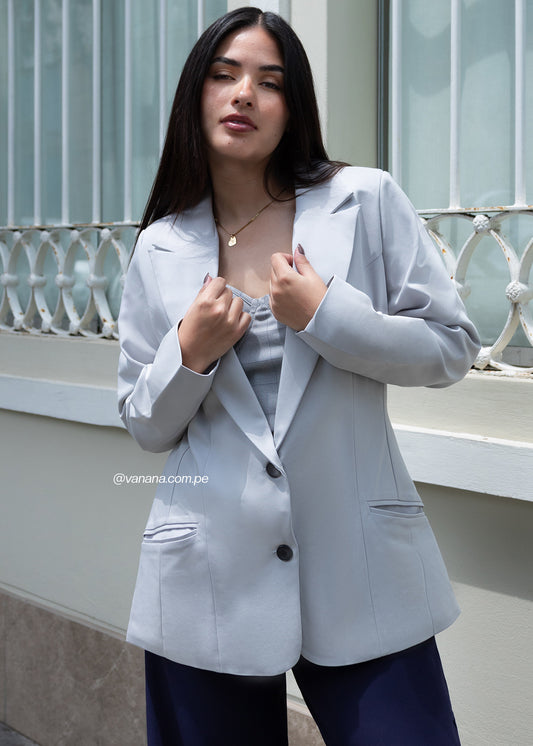 Blazer Corte Princesa en Mango Zaira Gris