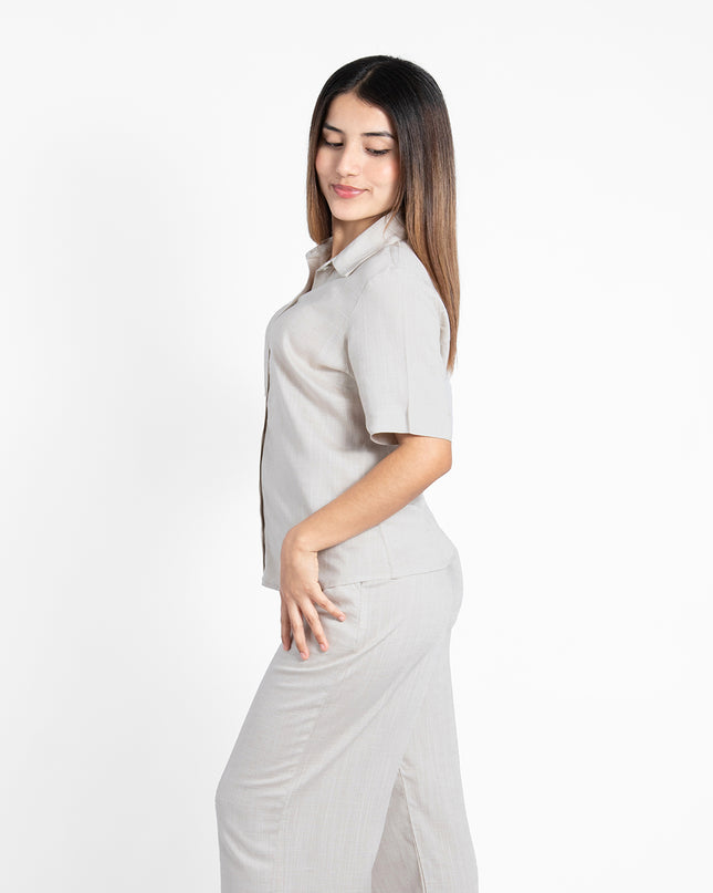 BLUSA FIORE MANGA CORTA EN LINO GRECIA ARENA